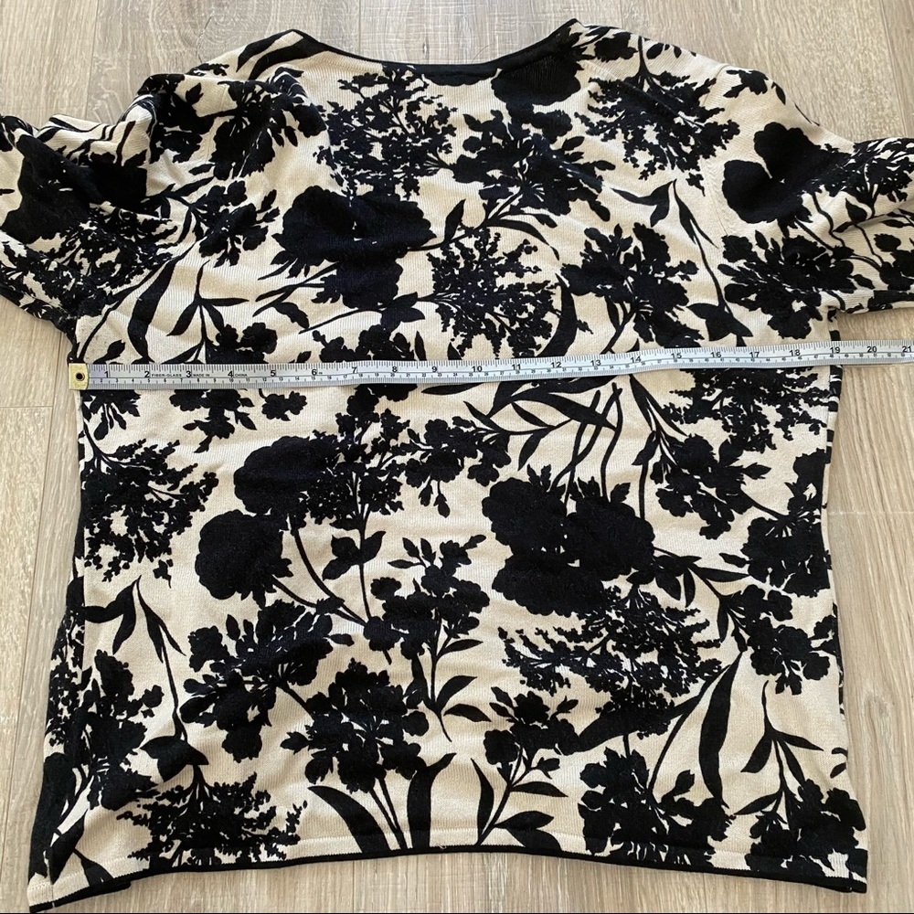 ⭐️3/$25 Ann Taylor Petites Cashmere Silk Blend 3/4 Sleeve Cardigan Sz MP - Picture 7 of 9